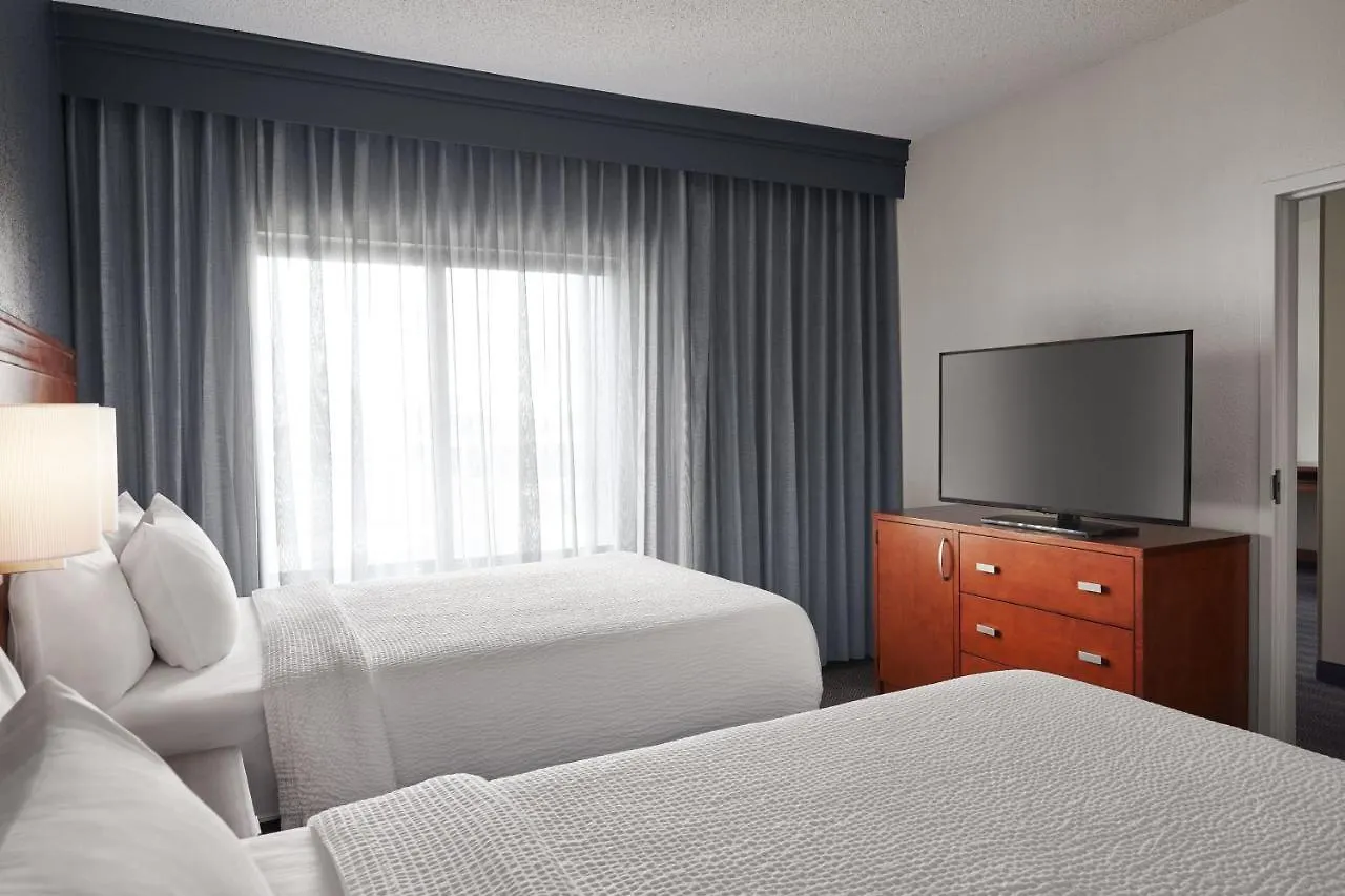 Courtyard By Marriott St. Louis Downtown West Hotel