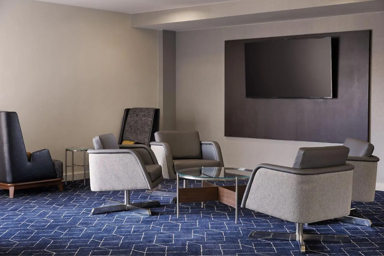 Courtyard By Marriott St. Louis Downtown West Hotel Saint Louis